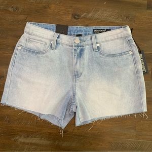 Blank NYC the Fulton roll up cutoff short in light wash NEW size 28